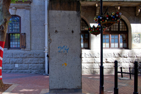 Ostseite der Berliner Mauer in Kapstadt