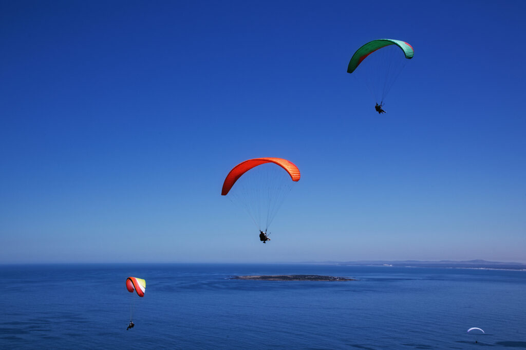 Paraglieder über Robben Island