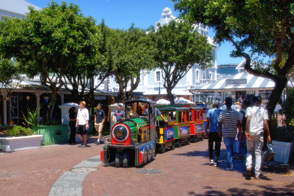 Geschäftsstraße in der Waterfront