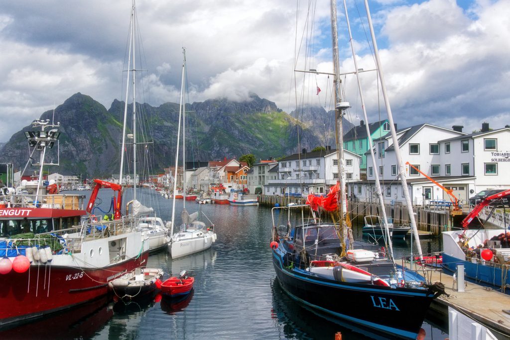 Hafen von Henningsvær, Lofoten, Norwegen